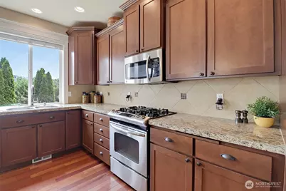 12129 178th Avenue E, Bonney Lake, WA 98391 - Photo 10