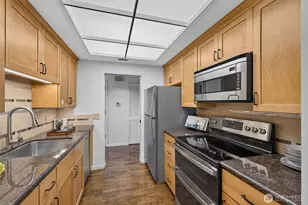 1301 Spring St, Seattle, WA 98104 - Photo 12