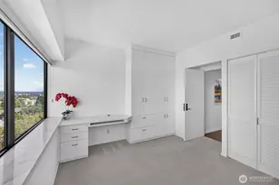 1301 Spring St, Seattle, WA 98104 - Photo 18