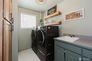 7629 Oak Park Dr NW, Bremerton, WA 98311 - Photo 22