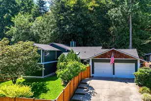7629 Oak Park Dr NW, Bremerton, WA 98311 - Photo 1