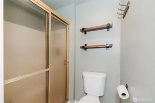 7629 Oak Park Dr NW, Bremerton, WA 98311 - Photo 20