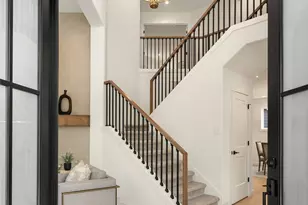 2508 Audubon Park Dr SE, Sammamish, WA 98075 - Photo 2