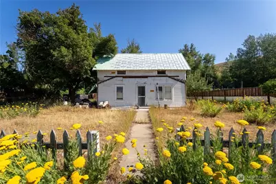 618 Filer Avenue, Winthrop, WA 98862 - Photo 1
