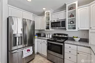 12450 SE 198th Pl, Kent, WA 98031 - Photo 8