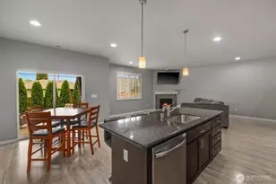 932 134th Street S, Tacoma, WA 98444 - Photo 12