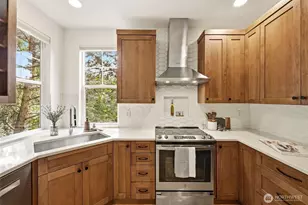 2300 Benson Road S, Renton, WA 98055 - Photo 8