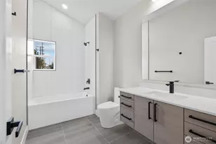 503 NE 42nd St, Seattle, WA 98105 - Photo 14