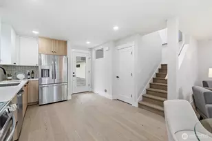1409 29th Ave, Seattle, WA 98122 - Photo 4