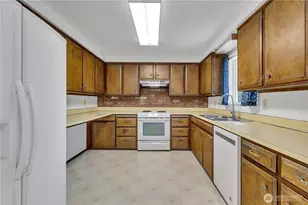 10074 SE 213th Pl, Kent, WA 98031 - Photo 10