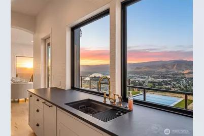 3900 Sky Crest, Wenatchee, WA 98801 - Photo 14