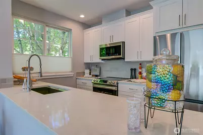 3500 E Lake Sammamish Parkway SE #2-105, Sammamish, WA 98075 - Photo 12
