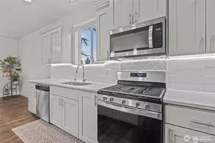 21204 113th St Ct E, Bonney Lake, WA 98391 - Photo 12