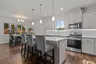 21204 113th St Ct E, Bonney Lake, WA 98391 - Photo 10