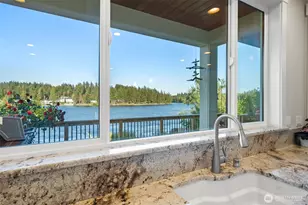 31 SE Skookum View Dr, Shelton, WA 98584 - Photo 6