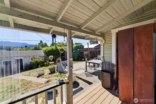 804 W 5th St, Port Angeles, WA 98363 - Photo 14