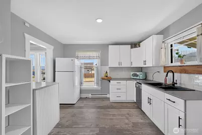 804 W 5th Street, Port Angeles, WA 98363 - Photo 10