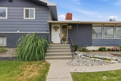 17 Hillcrest Avenue, Electric City, WA 99123 - Photo 2