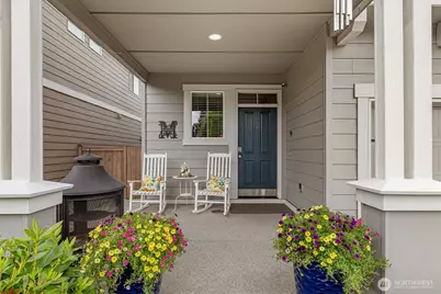 1009 29th Street NW, Puyallup, WA 98371 - Photo 2