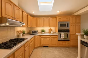 27302 217th Pl SE, Maple Valley, WA 98038 - Photo 6
