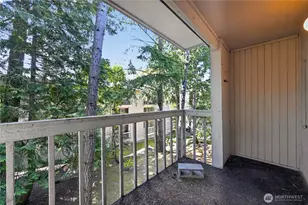 14527 NE 40th St, Bellevue, WA 98007 - Photo 6