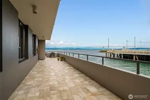 6533 Seaview Ave NW, Seattle, WA 98117 - Photo 8