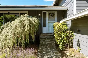 479 Elderberry St, Oak Harbor, WA 98277 - Photo 2