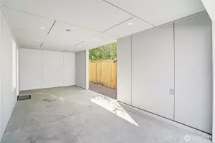 8020 17th Ave NW, Seattle, WA 98117 - Photo 24