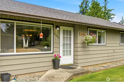21016 78th Avenue W, Edmonds, WA 98026 - Photo 2