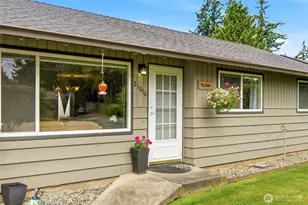 21016 78th Ave W, Edmonds, WA 98026 - Photo 2