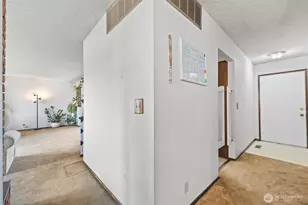 697 Conrad Rd, Touchet, WA 99360 - Photo 4