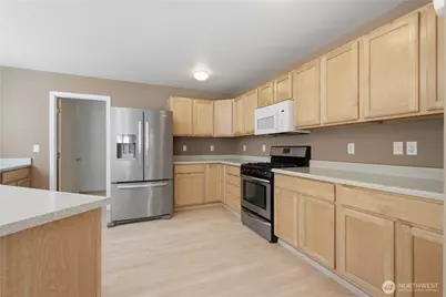 18144 168th Way SE, Renton, WA 98058 - Photo 12