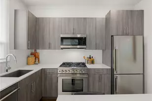 2612 SW Nevada St, Seattle, WA 98126 - Photo 8