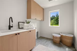9909 NE 200th St, Bothell, WA 98011 - Photo 26