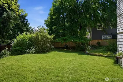 7730 17th Avenue NE, Seattle, WA 98115 - Photo 32