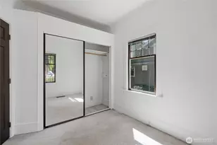 7730 17th Ave NE, Seattle, WA 98115 - Photo 10