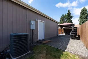 102 N Diamond St, Centralia, WA 98531 - Photo 22