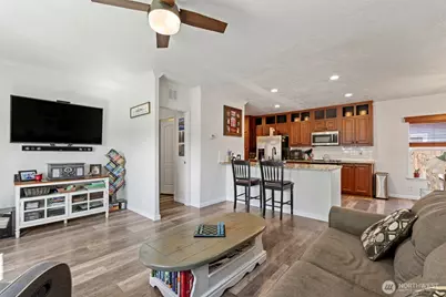 102 N Diamond Street, Centralia, WA 98531 - Photo 6