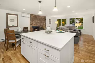 2205 NE 28th St, Renton, WA 98056 - Photo 10