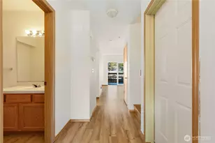 15815 Admiralty Way, Lynnwood, WA 98087 - Photo 4