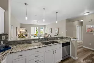 14915 38th Dr SE, Bothell, WA 98012 - Photo 10