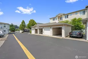 14915 38th Dr SE, Bothell, WA 98012 - Photo 28