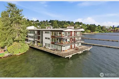 6201 Lake Washington Blvd NE #307, Kirkland, WA 98033 - Photo 1