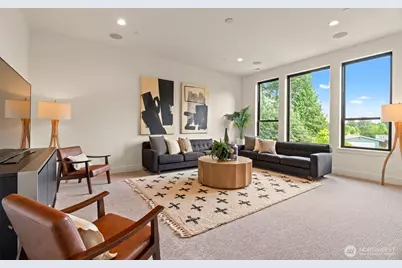 11106 SE 4th Street, Bellevue, WA 98004 - Photo 18