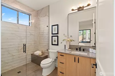 11106 SE 4th Street, Bellevue, WA 98004 - Photo 16