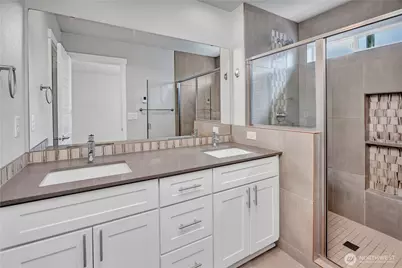 19225 Damson Road #D2, Lynnwood, WA 98036 - Photo 10