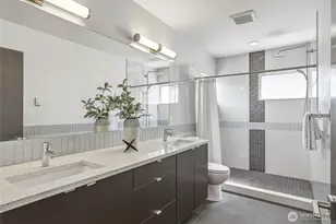 830B 16th Ave, Seattle, WA 98122 - Photo 32