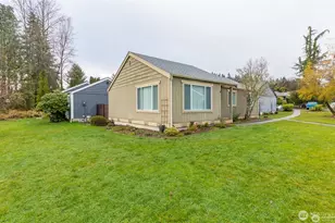 1426 128th Dr NE, Lake Stevens, WA 98258 - Photo 2