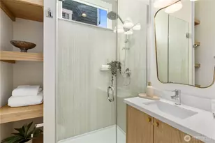 2328 A Franklin Ave E, Seattle, WA 98102 - Photo 8