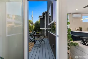 2328 A Franklin Ave E, Seattle, WA 98102 - Photo 22